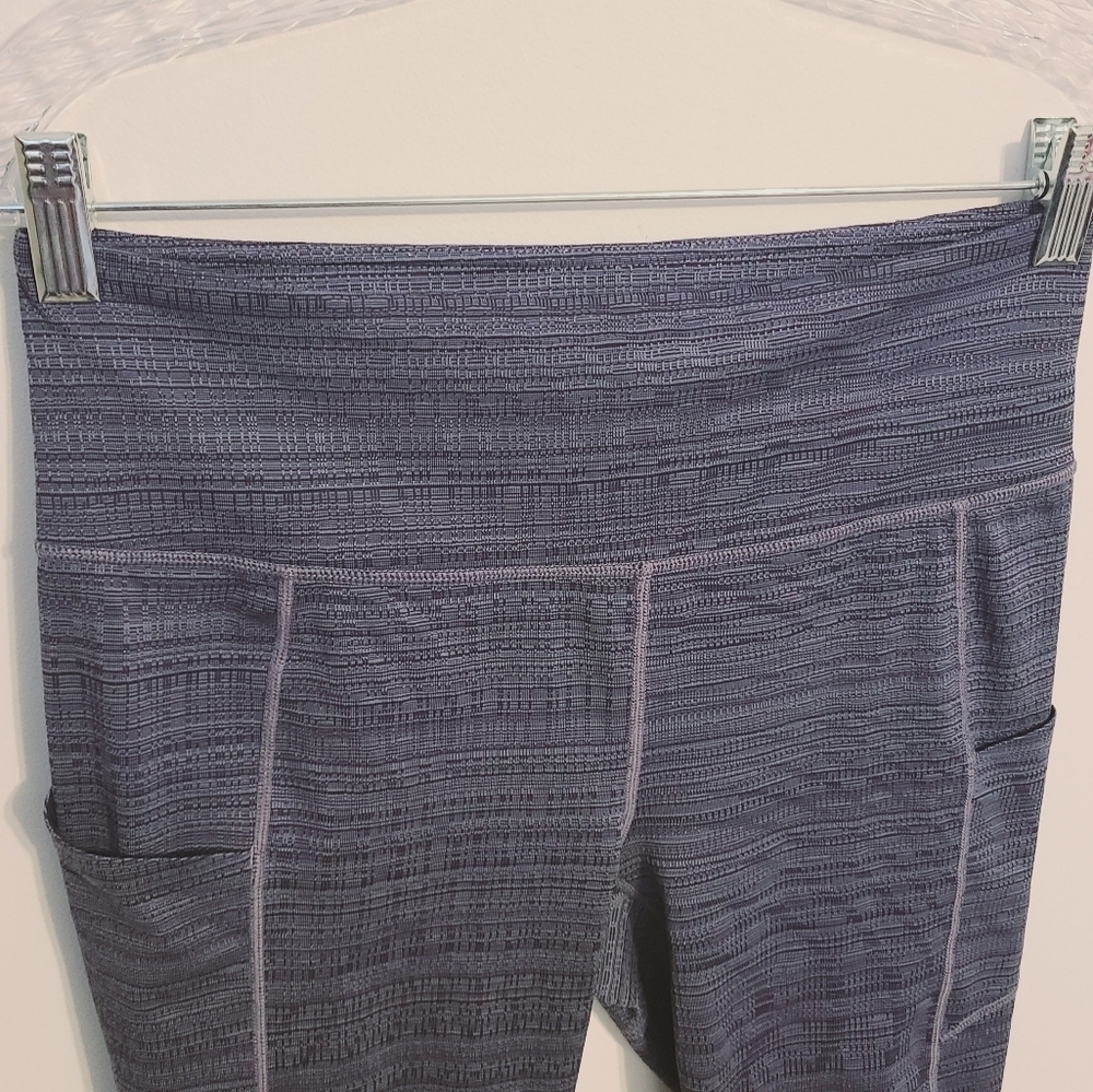 Athleta | Women's Blue Chat to Town Cropped Athletic Leggings (Size Medium) - Picture 7 of 13